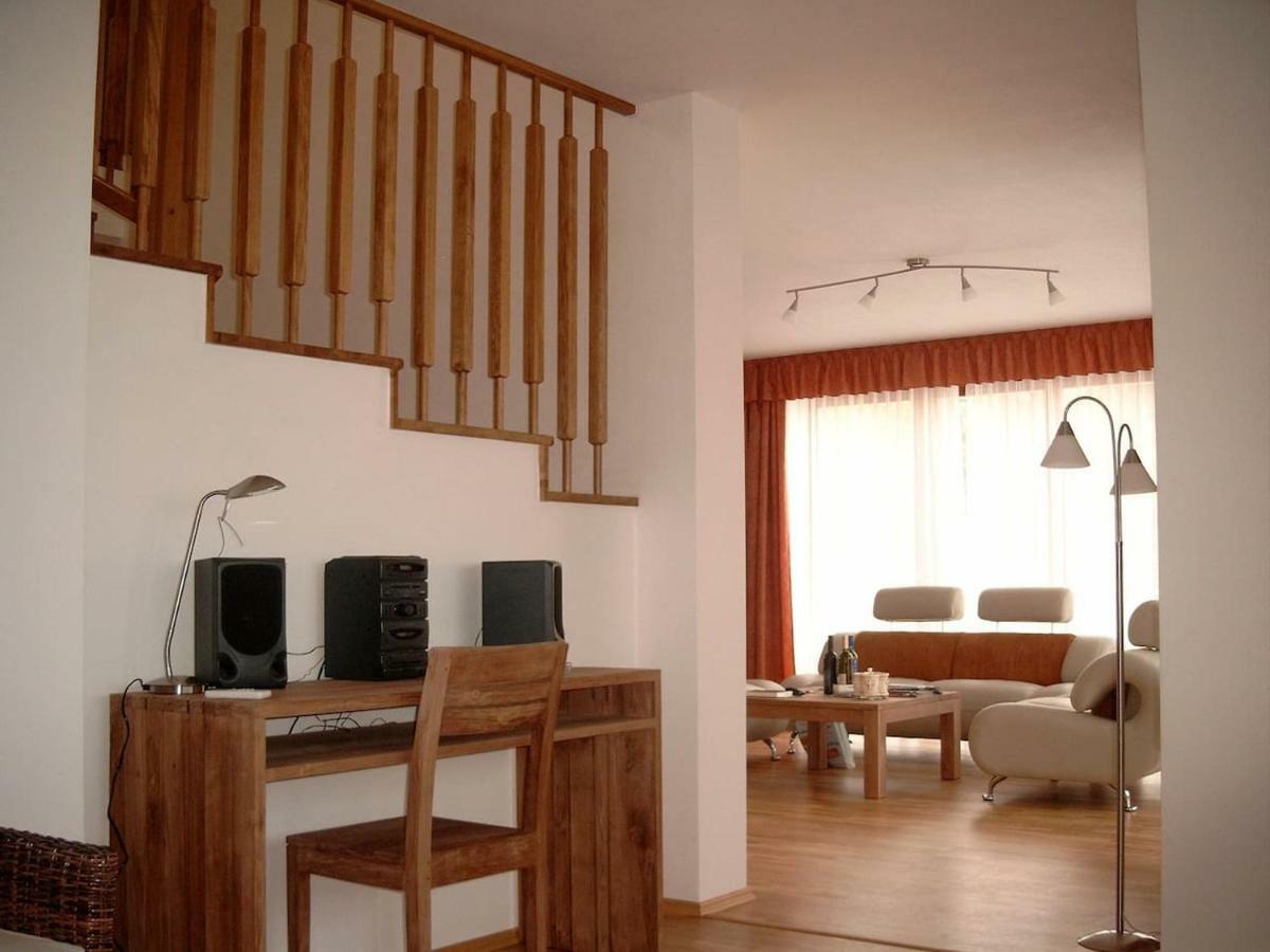 Obora 827 Villa *