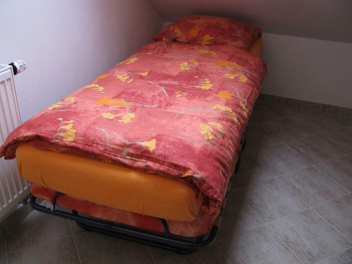 Obora 827 Nova Bystrice